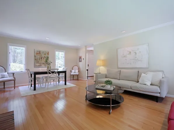 8 Christina #8, Wayland, MA 01778