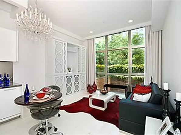 216 East 52nd Street image 1 of 8