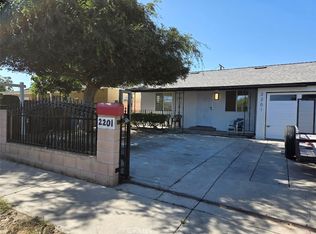 2201 E San Mateo St, Compton, CA 90221