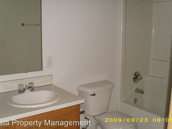 5th image of 13611 97th Avenue Ct E APT C