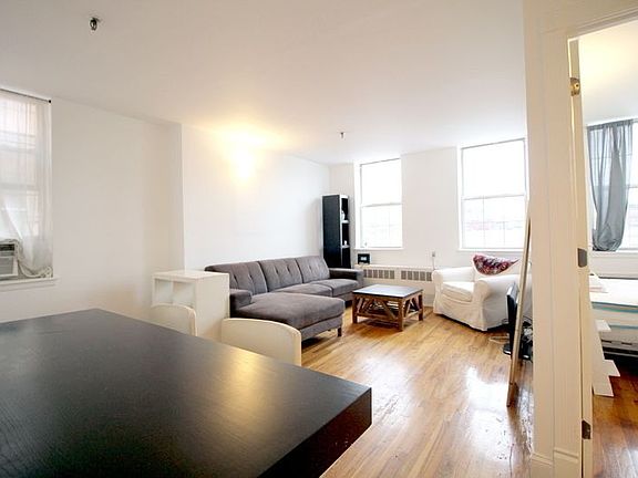 3rd image of 579 Washington Ave APT 3B