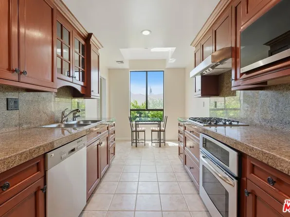 1315 Roxbury Dr APT 201, Los Angeles, CA 90035