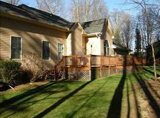 27 Carlow Ct, Spartanburg, SC 29301