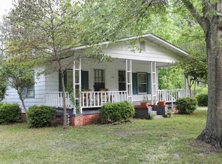 932 9th Ave N, Galivants Ferry, SC 29544