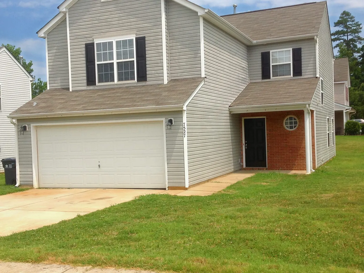 7527 Hidden Creek Drive Charlotte NC — Photo 1