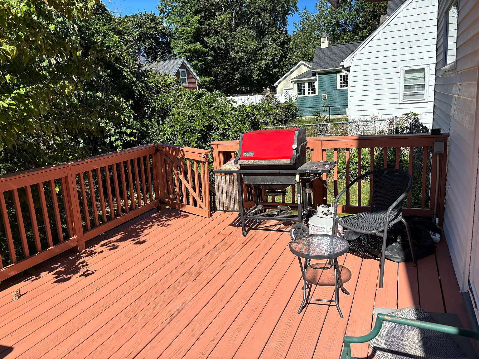 3 bed, 1.5 bath, 1400 sqft, $3,400 — Photo 3