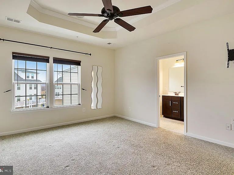 3650 Wright Ter NE — Photo 18