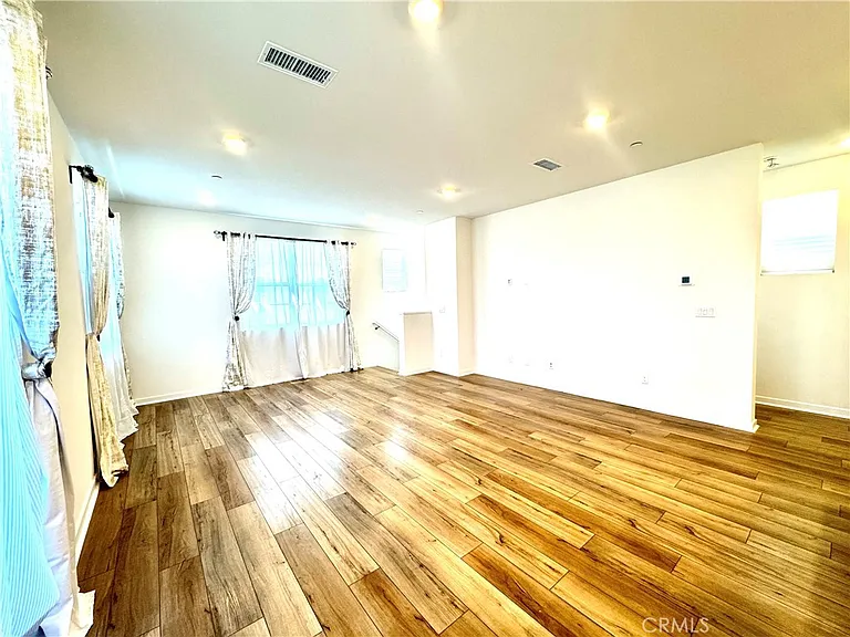 4422 S Bryan Paseo — Photo 8