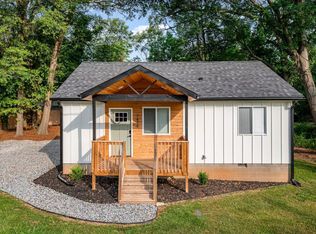 7419 Valley Falls Rd, Spartanburg, SC 29303