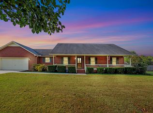 66 Eastridge Rd, Fayetteville, TN 37334