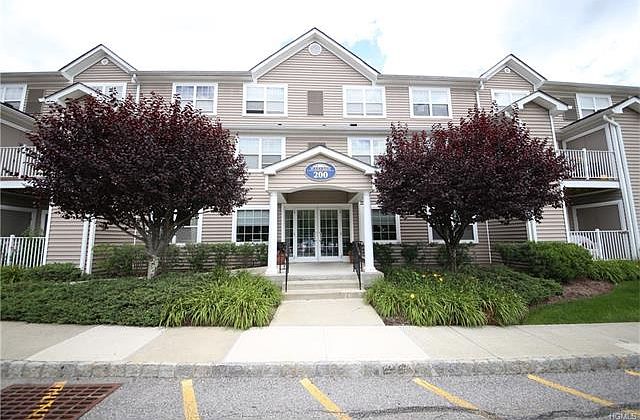 1st image of 200 Woodcrest Ln APT 228