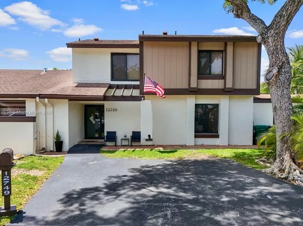 12749 SW 71st Ter, Miami, FL 33183