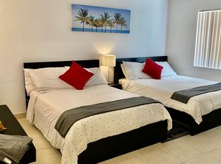 1724 McKinley St #7, Hollywood, FL 33020