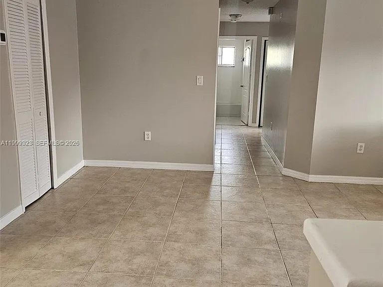 2527 W 76th St #208 — Photo 19