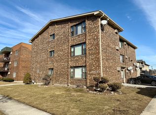 10625 Parkside Ave APT 8, Chicago Ridge, IL 60415