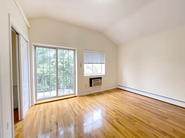 10-03 36th Avenue image 1 of 14