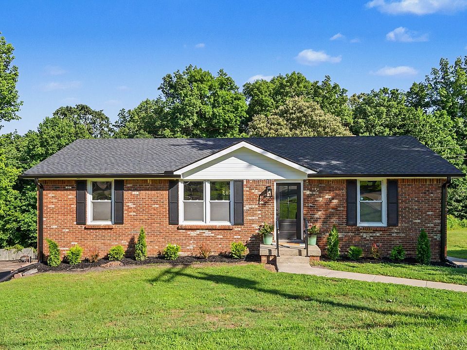1st image of 722 Overton Dr
