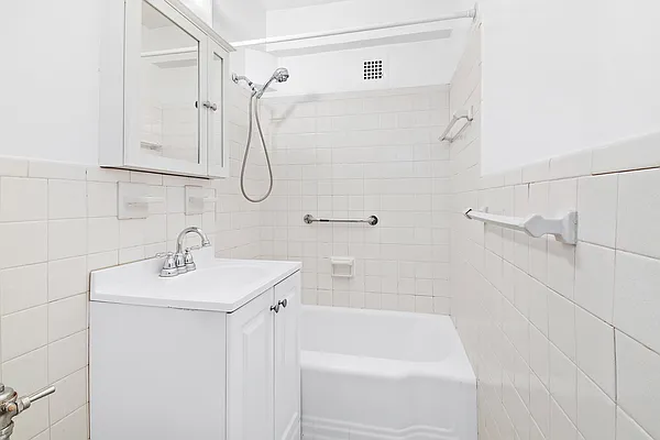 Rented by Douglas Elliman | media 6