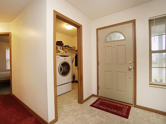 3rd image of 7437 Haverhill Ln