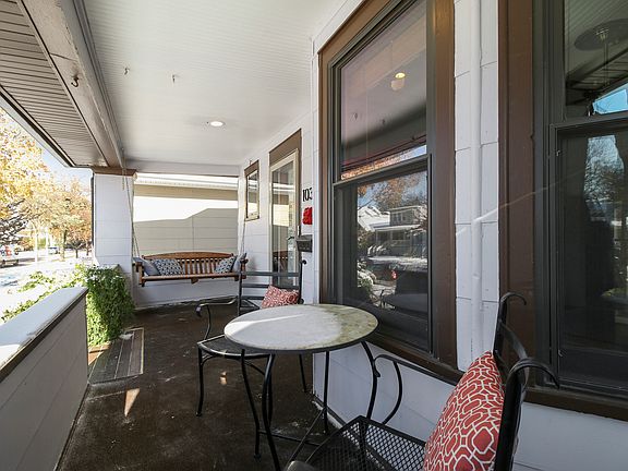 3rd image of 1032 S Highland Ave