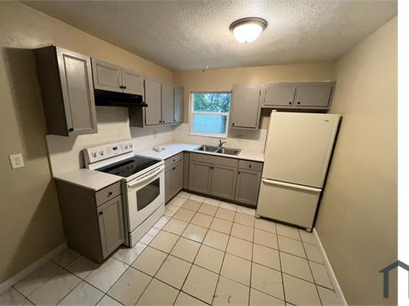 7490 SW 10th Ct APT 1