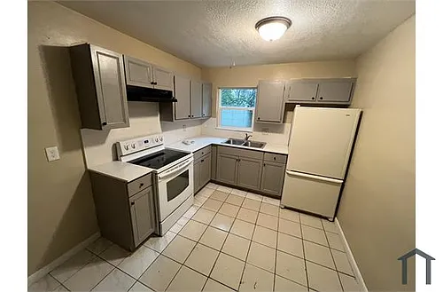 7490 SW 10th Ct #2 Photo 1