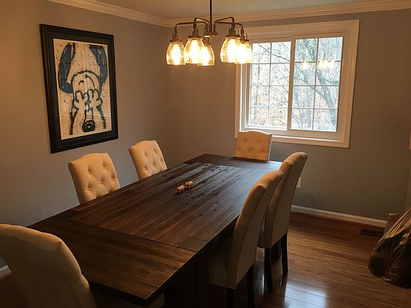 2nd image of 8138 Willowdale Ct