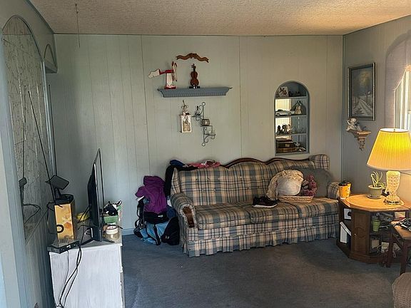 5th image of 1815 Catalpa Ave