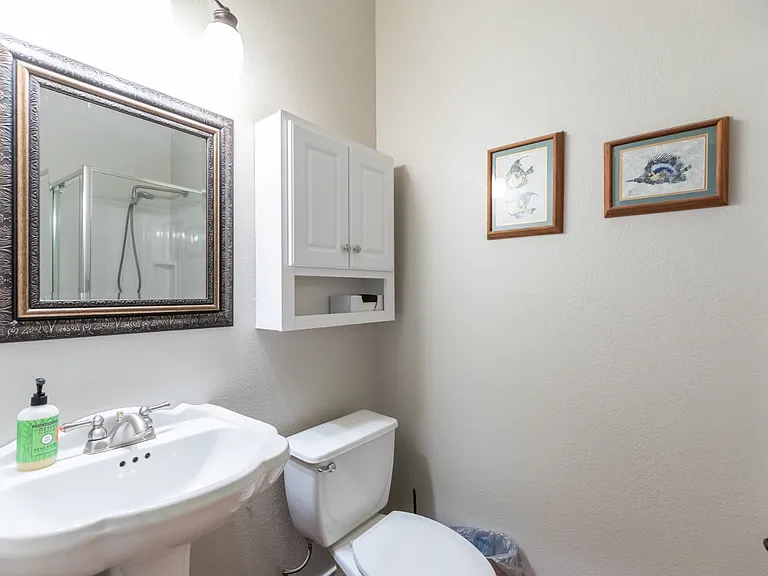 364 Alexandra Dr — Photo 29
