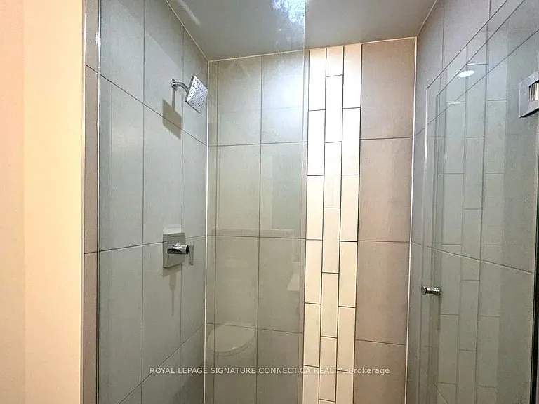 60 Princess St #109 — Photo 21