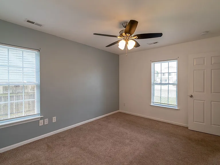 1053 Brianna Way — Photo 24