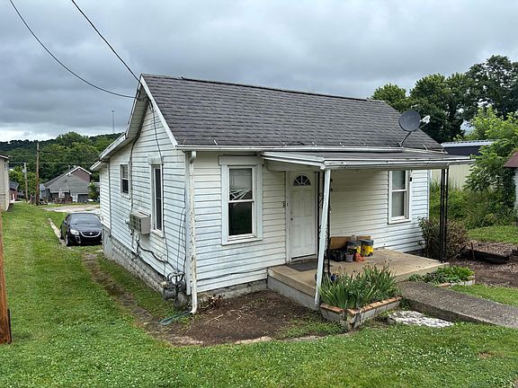 5th image of 1368 Charles St