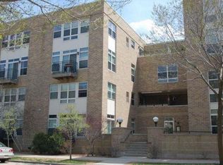 1550 N Warren Ave APT 101, Milwaukee, WI 53202