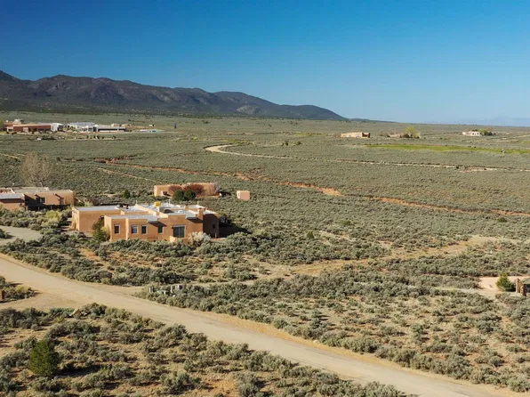 63 C Vista del Ocaso, Ranchos de Taos, NM 87557