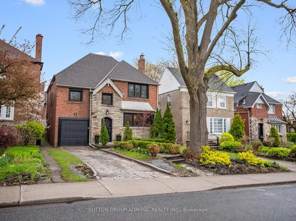 7 Glenarden Rd, Toronto, ON M6C 3J8