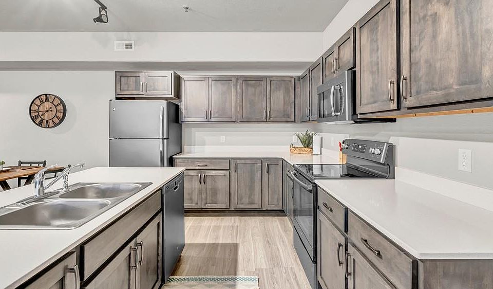 2 Bedroom Layout