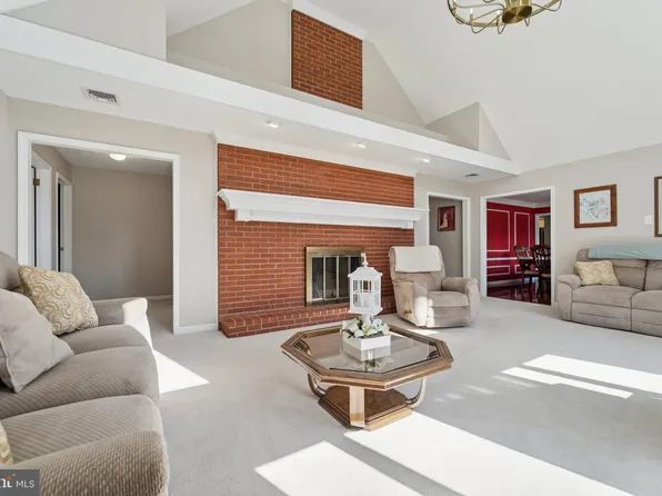 815 Harrison Ave, Penndel, PA 19047