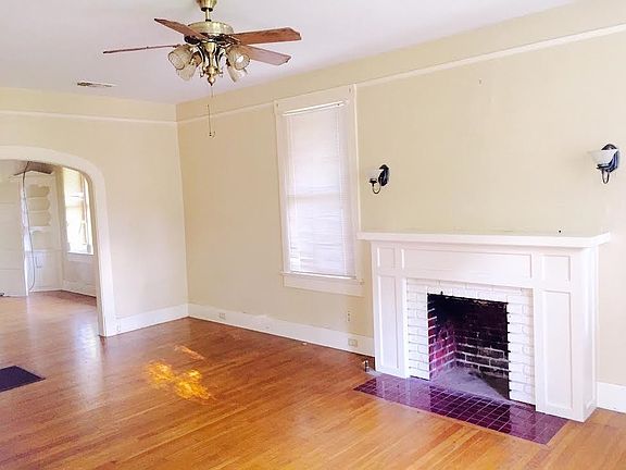 3rd image of 2023 Wood St