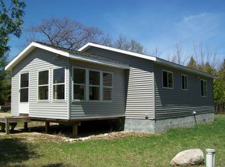 25729 Tom McCauley Rd, Beaver Island, MI 49782