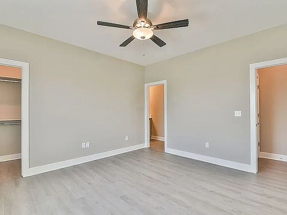5th image of 9410 E Wassall St