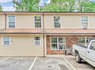 1111 Smith Lake Rd, Martinsville, VA 24112