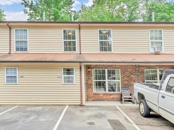 1111 Smith Lake Rd, Martinsville, VA 24112