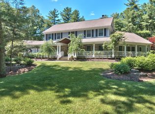 110 Millwood Ln, Hawley, PA 18428