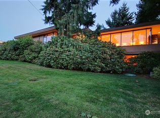 801 N 32nd St, Renton, WA 98056