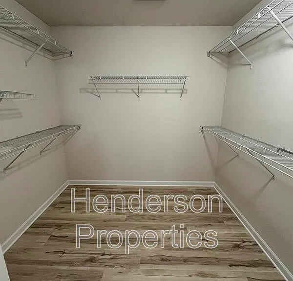 9032 Bishop Crest Ln — Photo 25