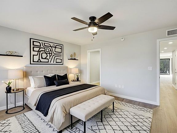 3rd image of 1100 SE 5th Court #1