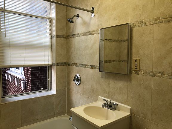 4th image of 30 Kensington Ave #44E