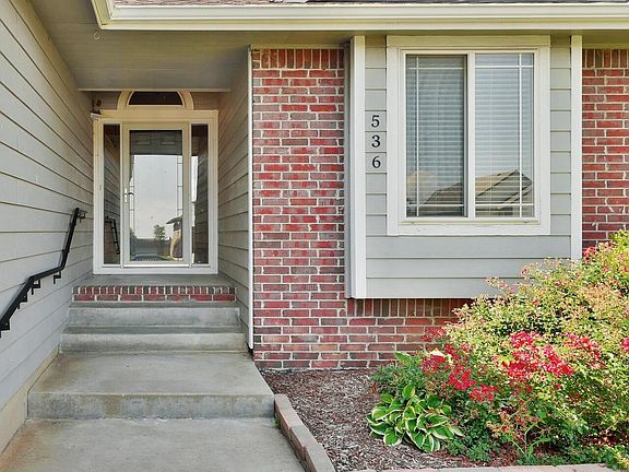 4th image of 536 E Rolling View Dr