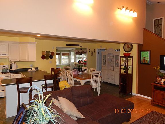 5th image of 2406 6th Ave