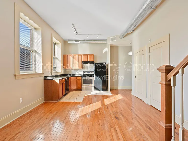 Chouteau Lofts — Photo 3